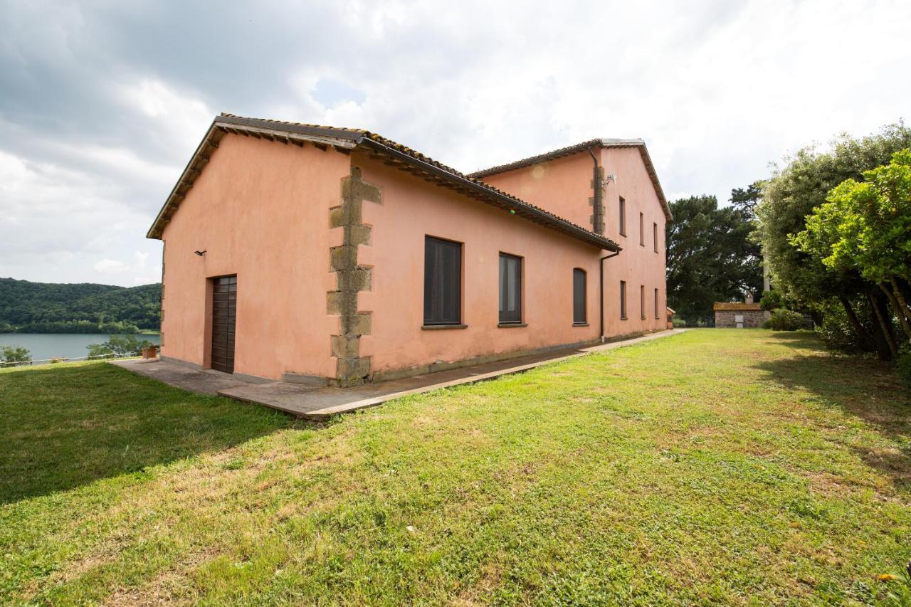 Agriturismo Lago Di Mezzano Valentano Exteriér fotografie