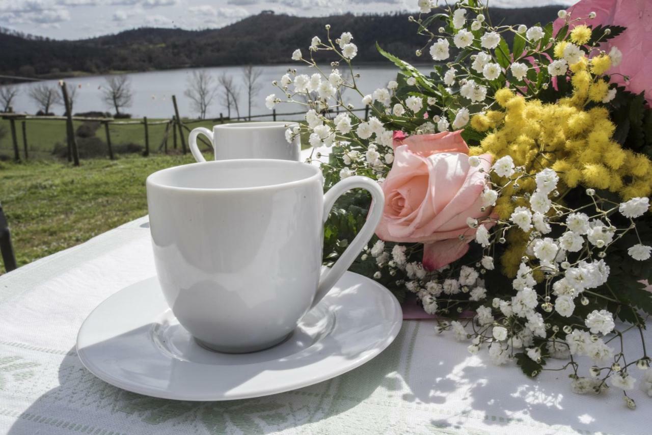 Agriturismo Lago Di Mezzano Valentano Exteriér fotografie
